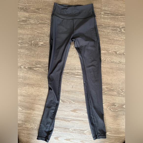 White fox activewear leggings size extra small to small VGUC - Picture 2 of 3